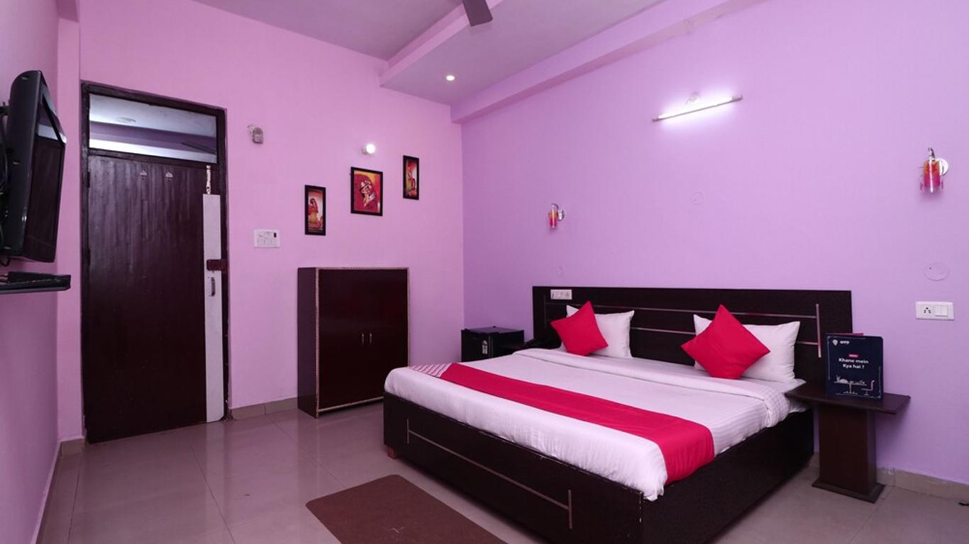 OYO 16905 The Rohtak Hyatt