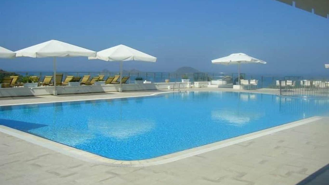 Hawthorn Karaca Resort