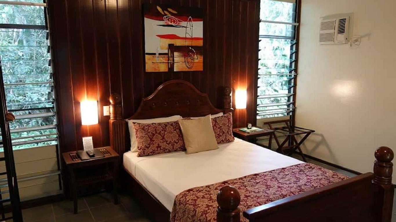 Heritage Lodge - in the Daintree
