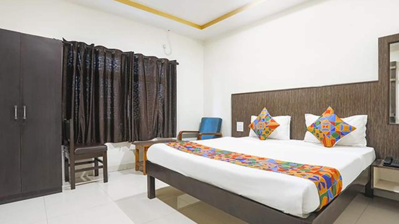 Fabhotel Arjun - Nr Aga Kha Palace