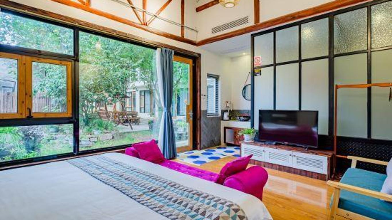 Nanzha Fuchang Bridge Family Vacation Homestay (Wuzhen Scenic Area Branch)