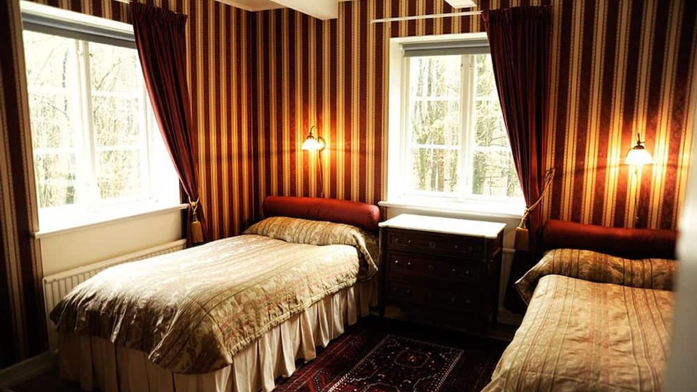 Kronovalls vinslott