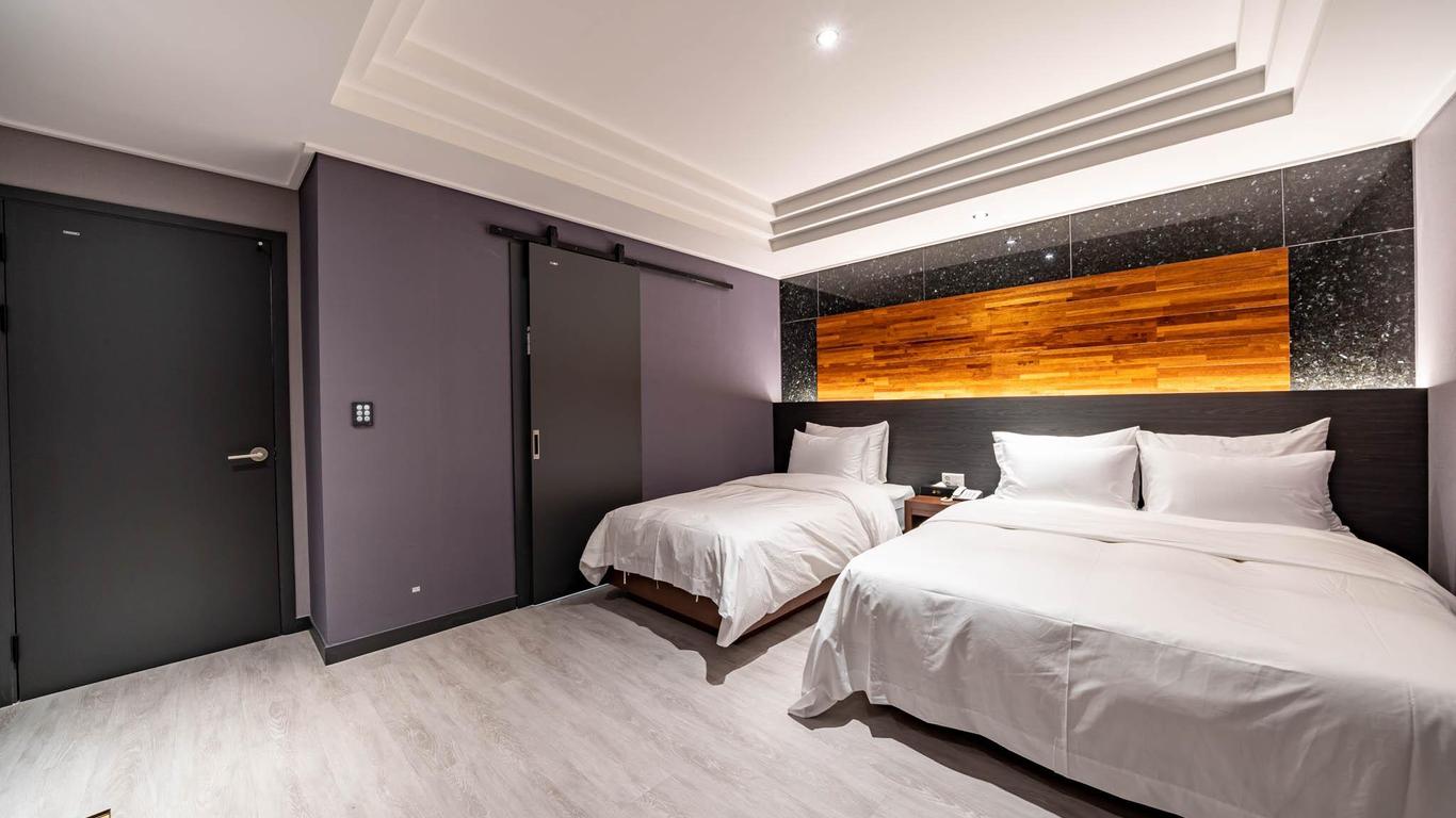 Gangnam Amare Hotel