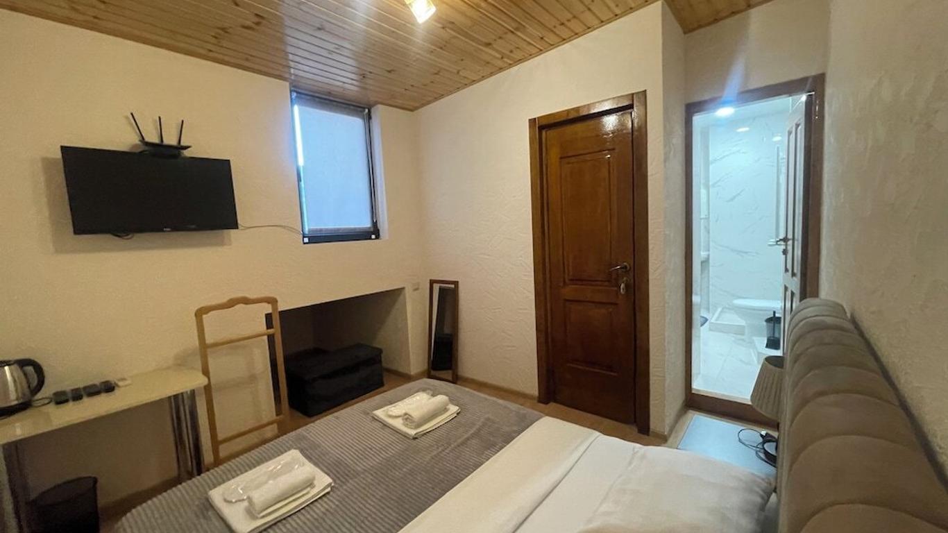 Guest House Lusi