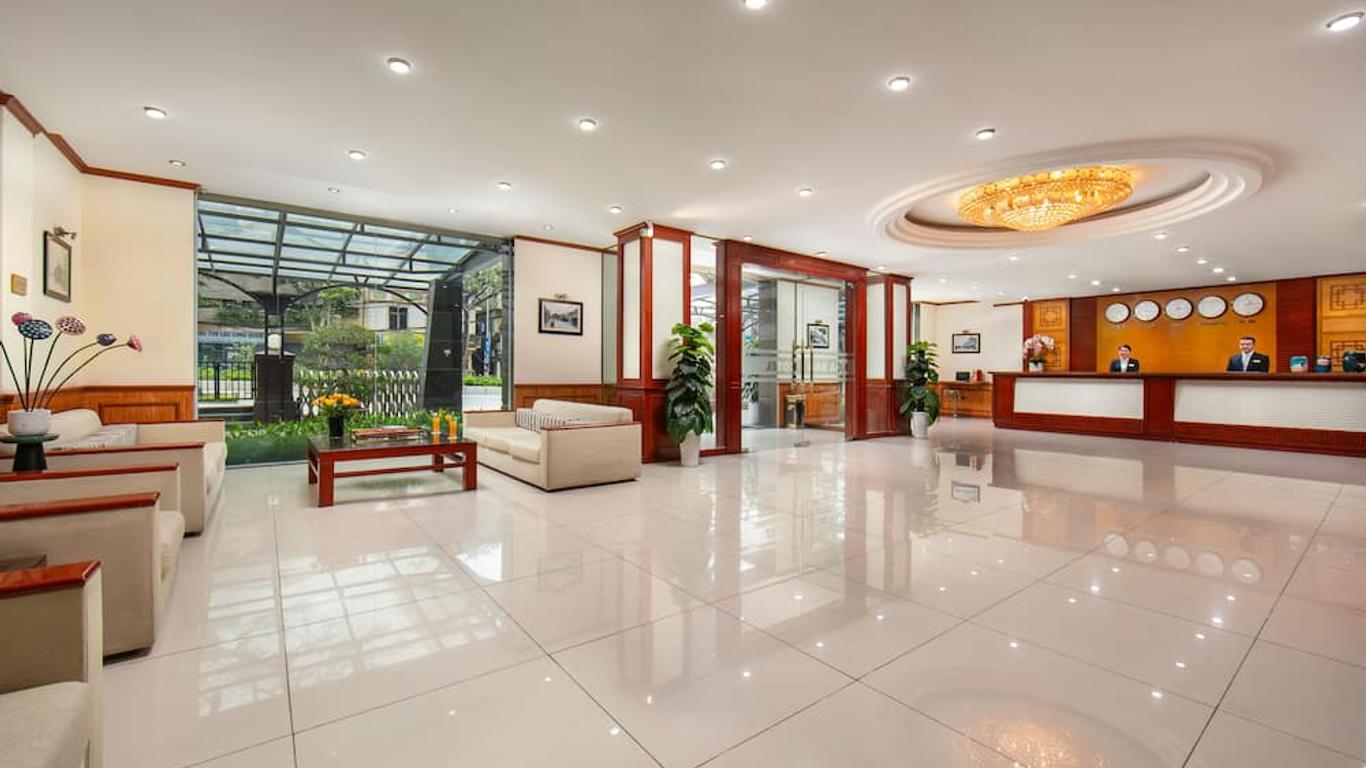 A25 Hotel - 705 Lac Long Quan