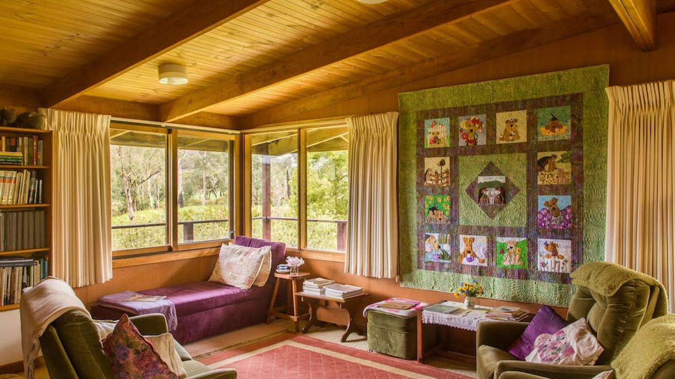 The Burrow at Wombat Bend