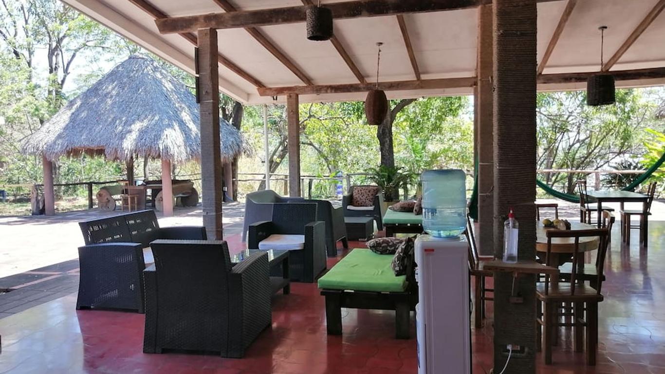 Atlakamani Surfing Resort