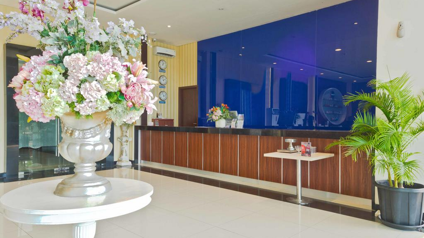 Igloo Hotel & Function Hall