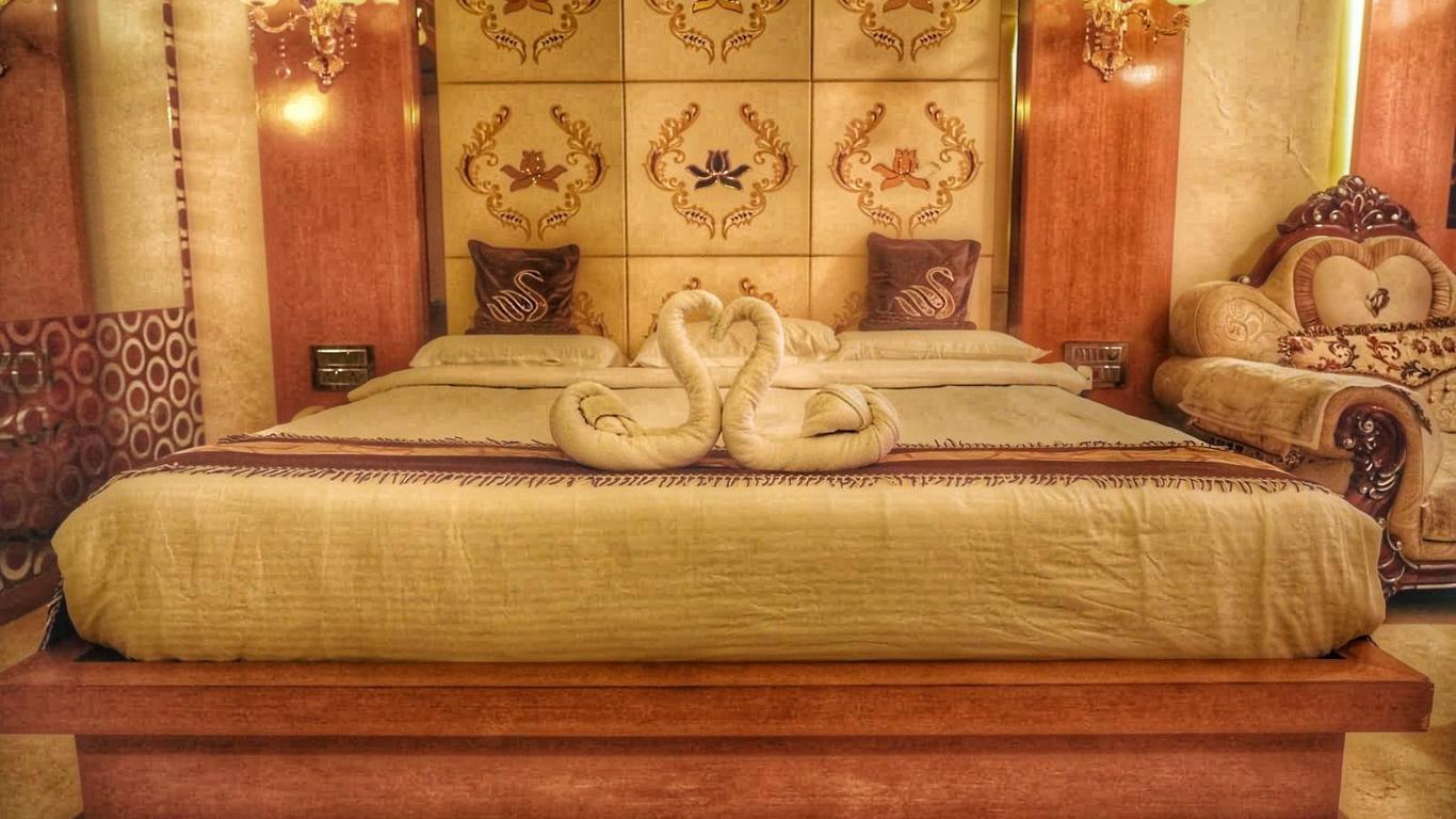 Hotel Rajahamsa