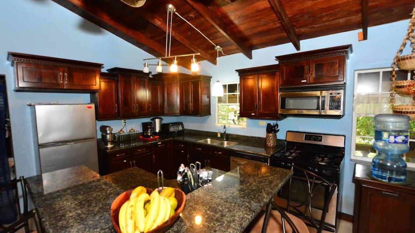 Caribbean Shores Bed & Breakfast