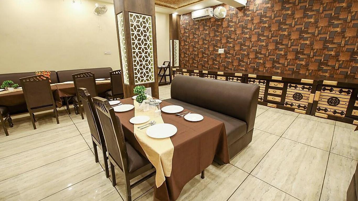 Hotel Sandalwood