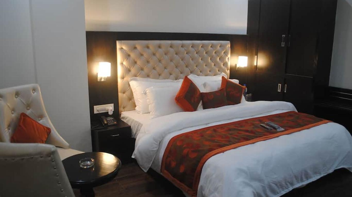 Hotel Triund Heights Luxury Hotel