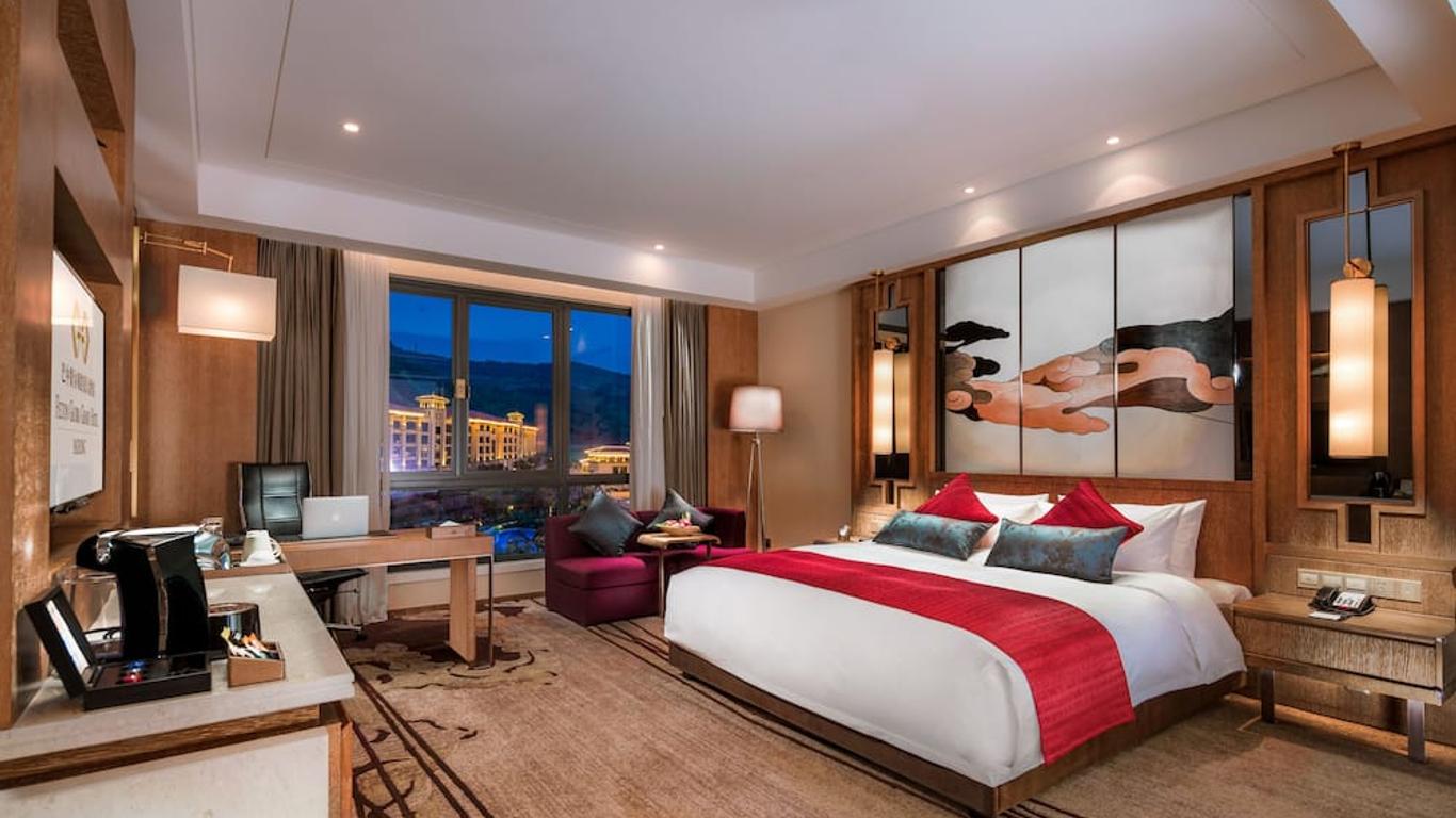 Felton Grand Hotel Bazhong