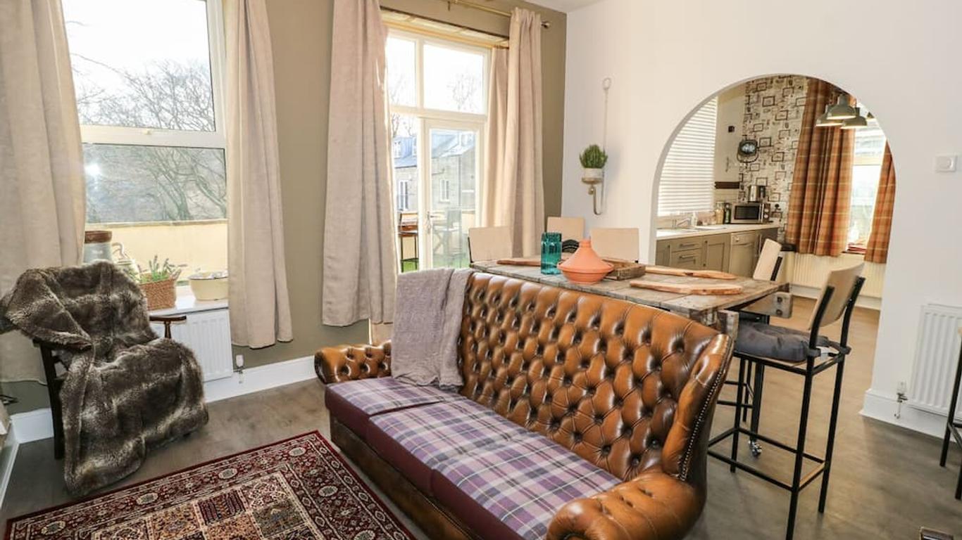 One Eight Three Guest Cottage