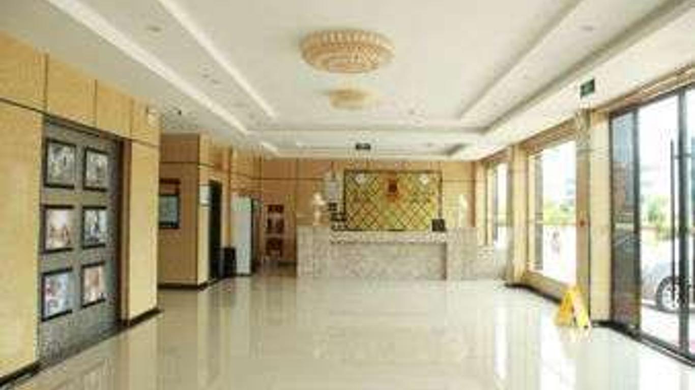 Super 8 by Wyndham Dongyang Hengdian Ying Shi Cheng