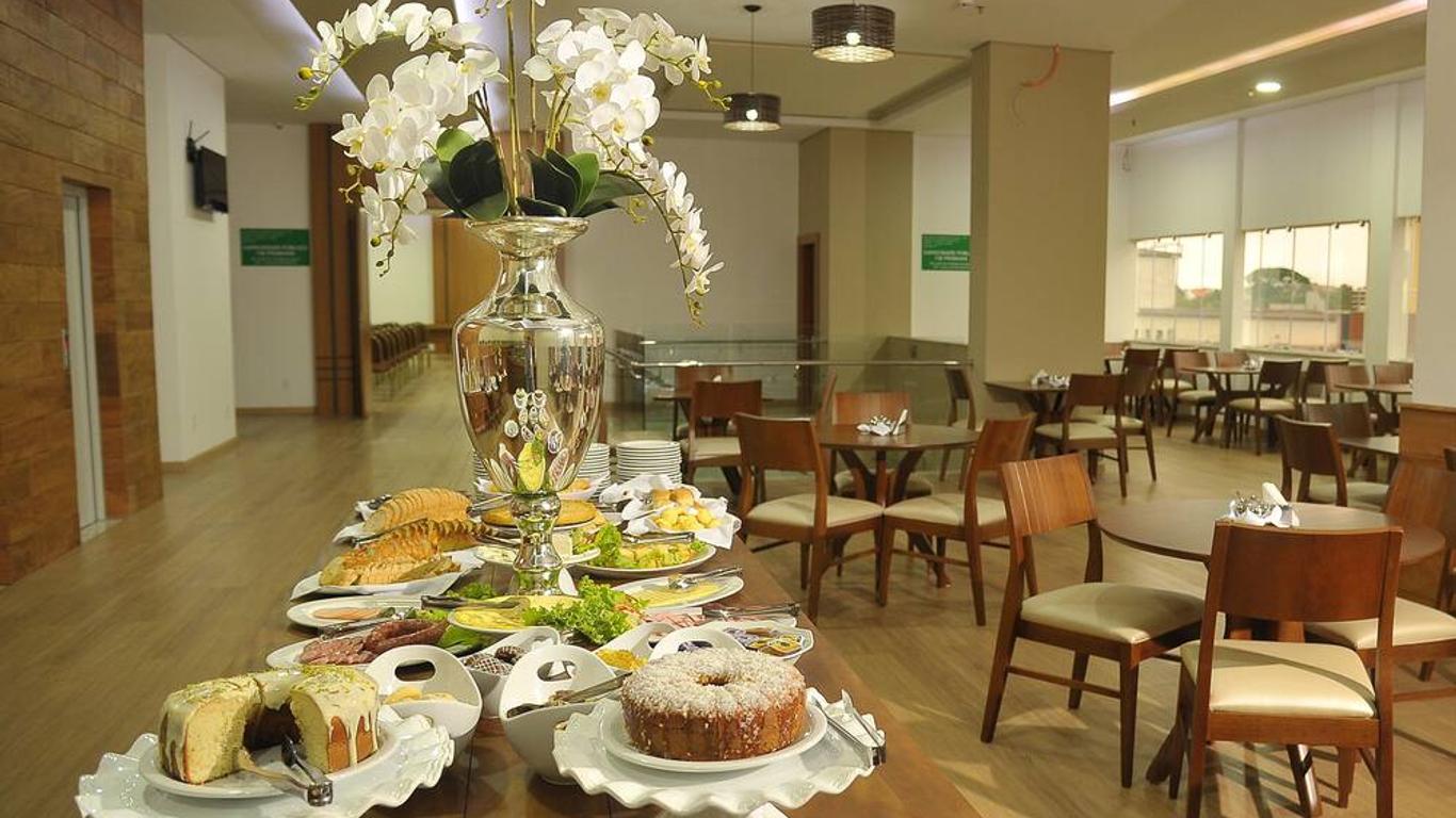 Hotel Maestro Premium Cascavel