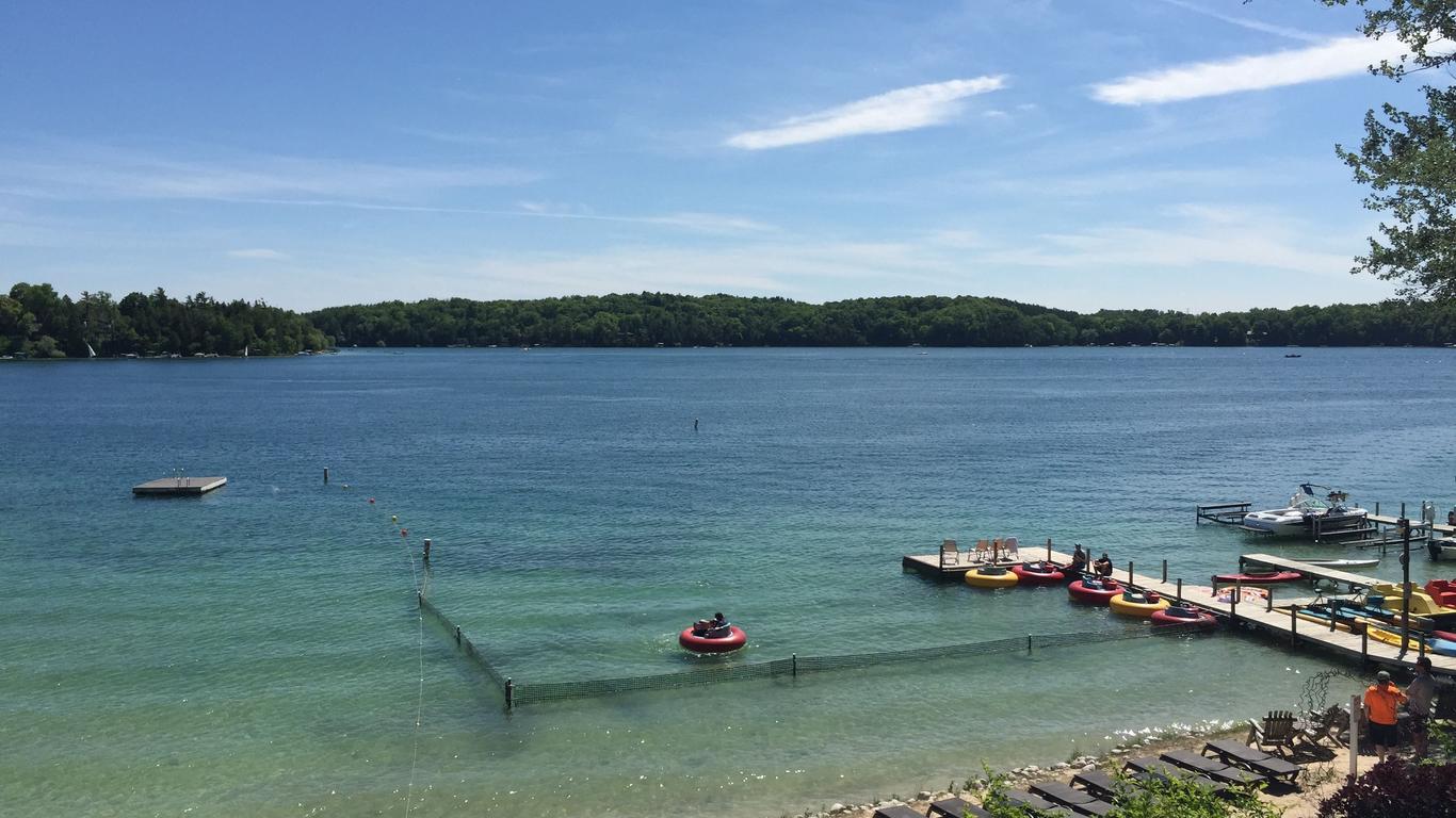 The Shore Club Wisconsin, Ascend Hotel Collection