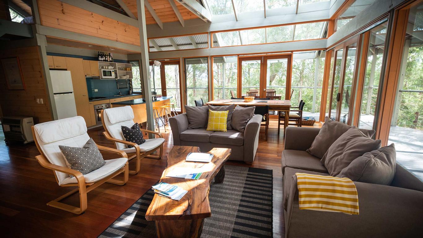 Bombah Point Eco Cottages