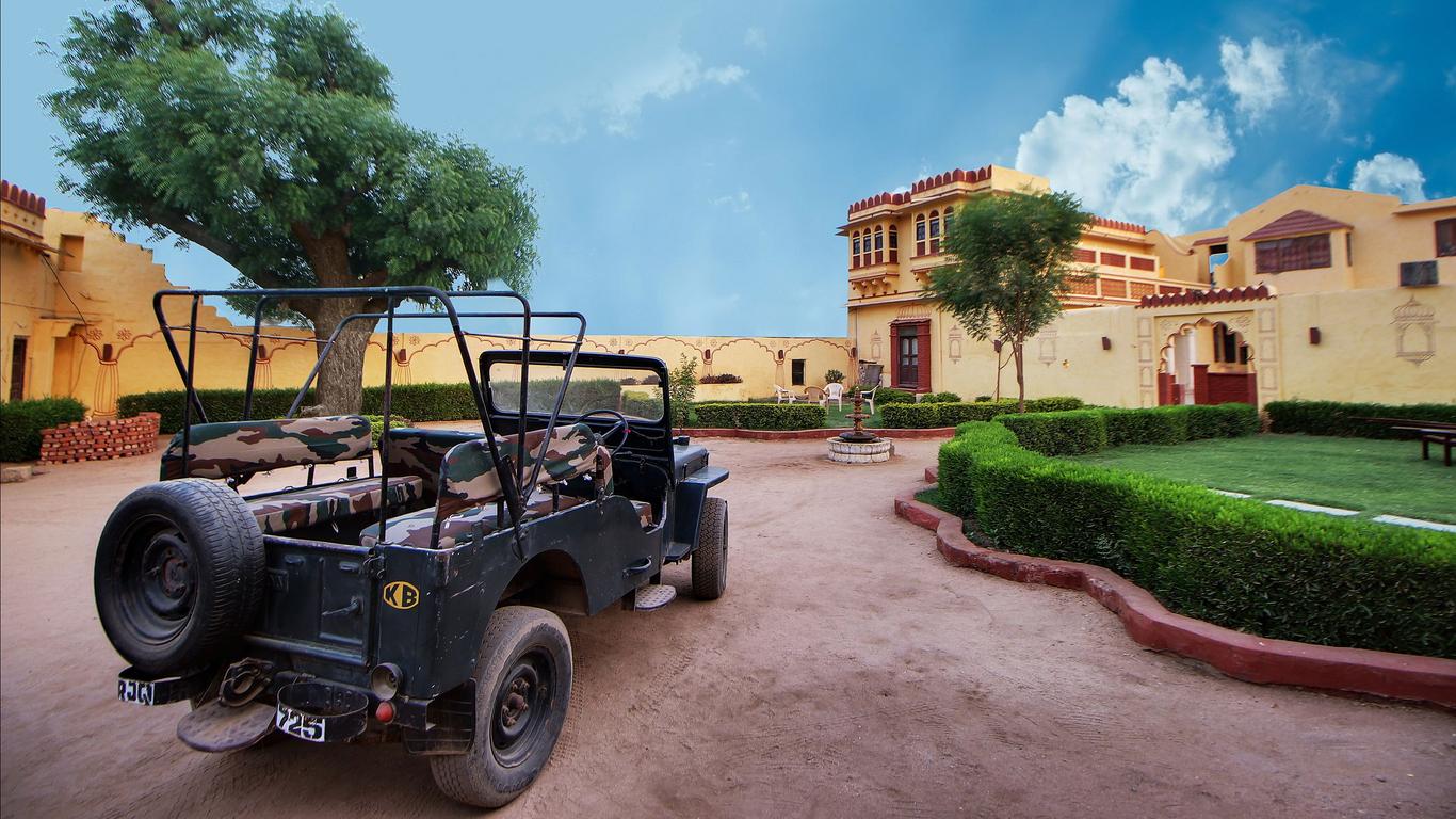 Jawai Castle Resort - A Heritage Hotel In Jawai Leopard Reserve