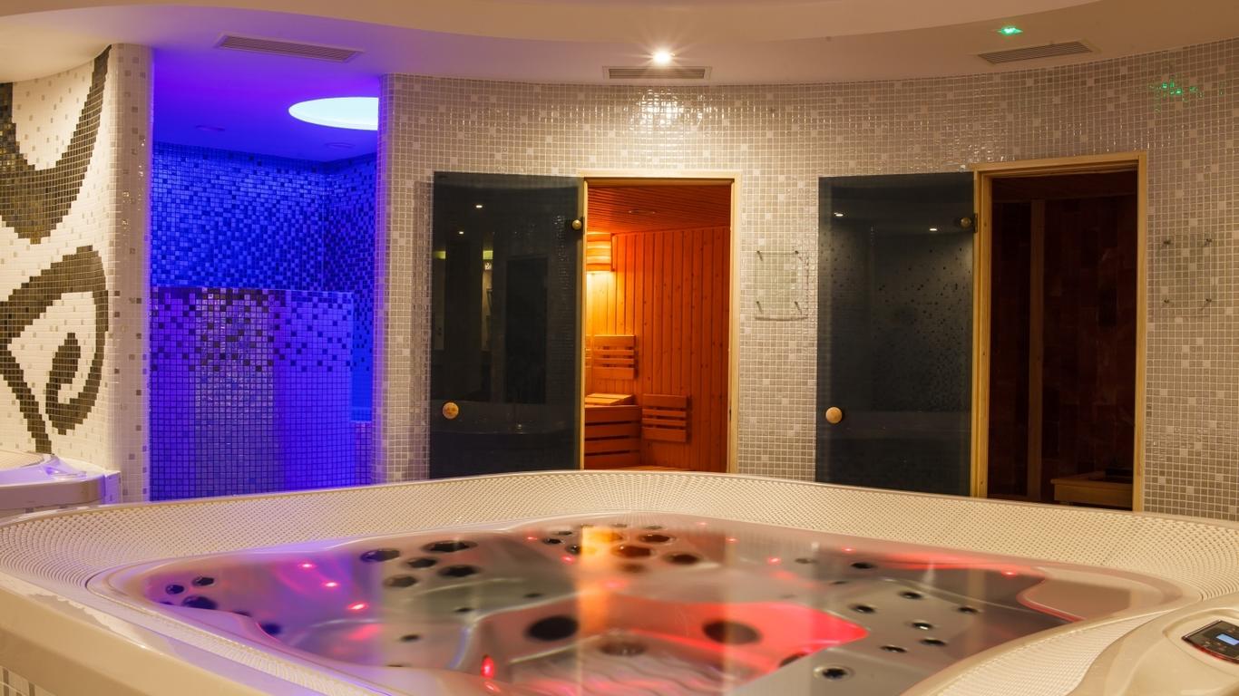 Hotel Slamený Dom & Spa