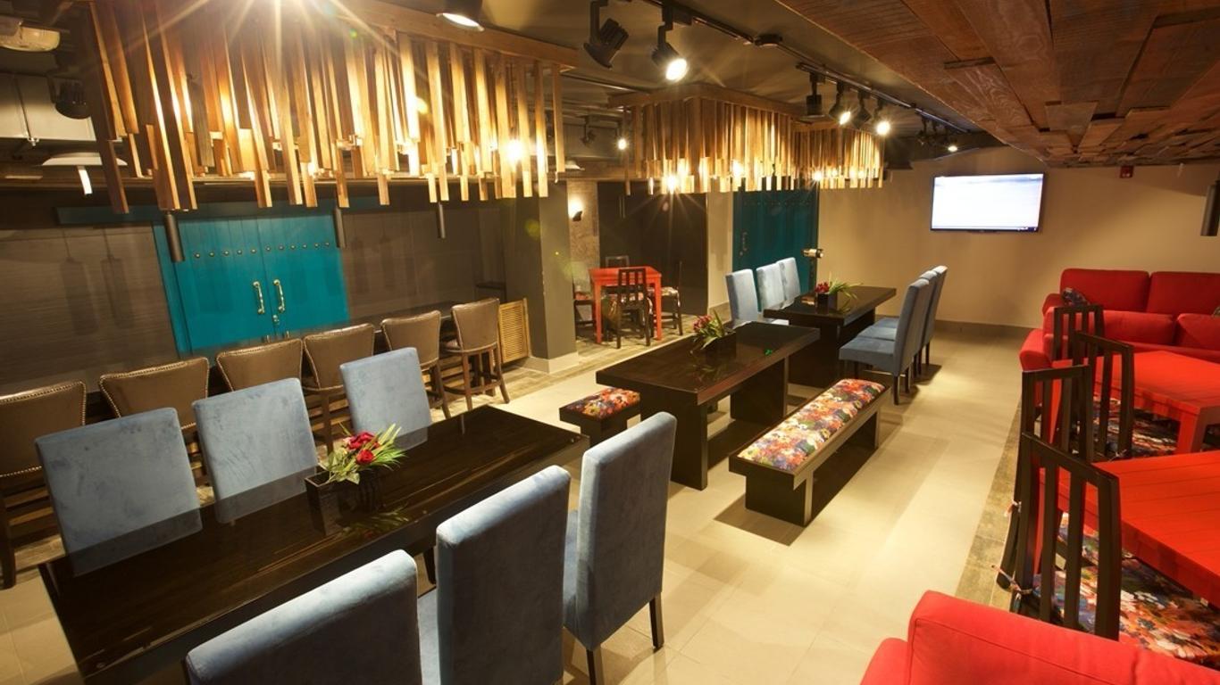 Lujain Hotel Suites