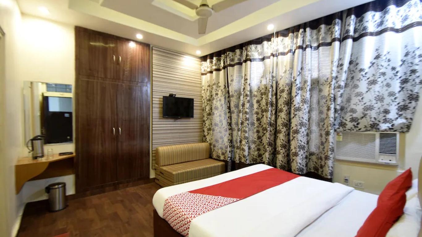 Super Hotel O Maa Residency