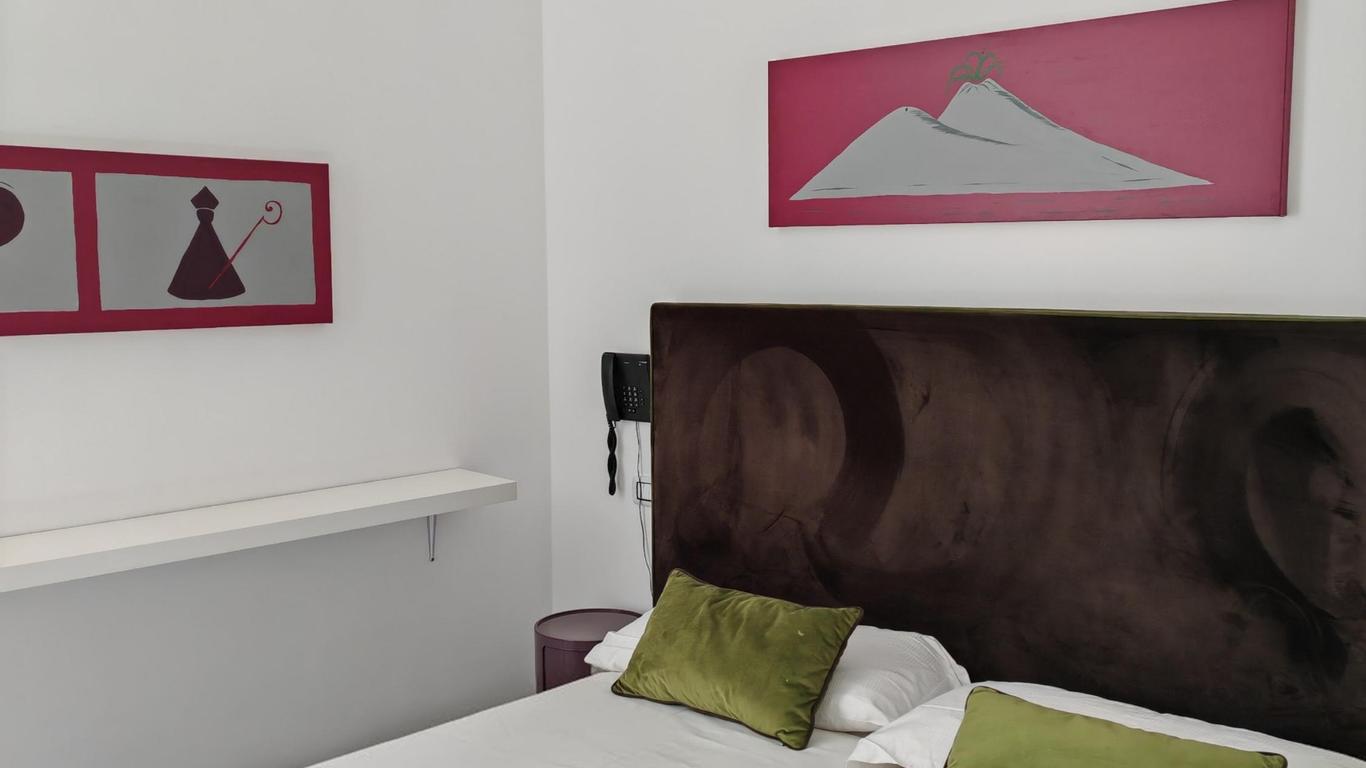 Art Street Hotel