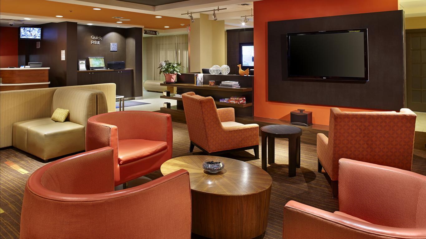 Courtyard by Marriott Detroit Brighton