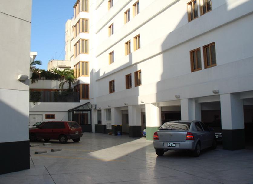 Estacionamiento Foto