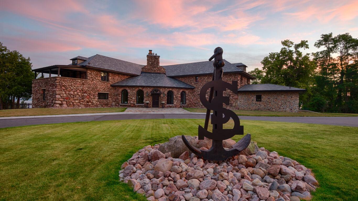 Saint Lawrence Spirits Distillery & Chateau