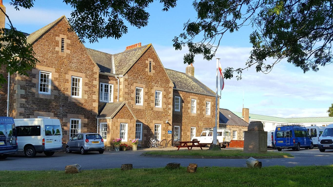 Jersey Accommodation And Activity Centre