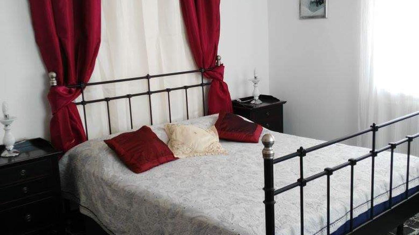 B&b New Camelot
