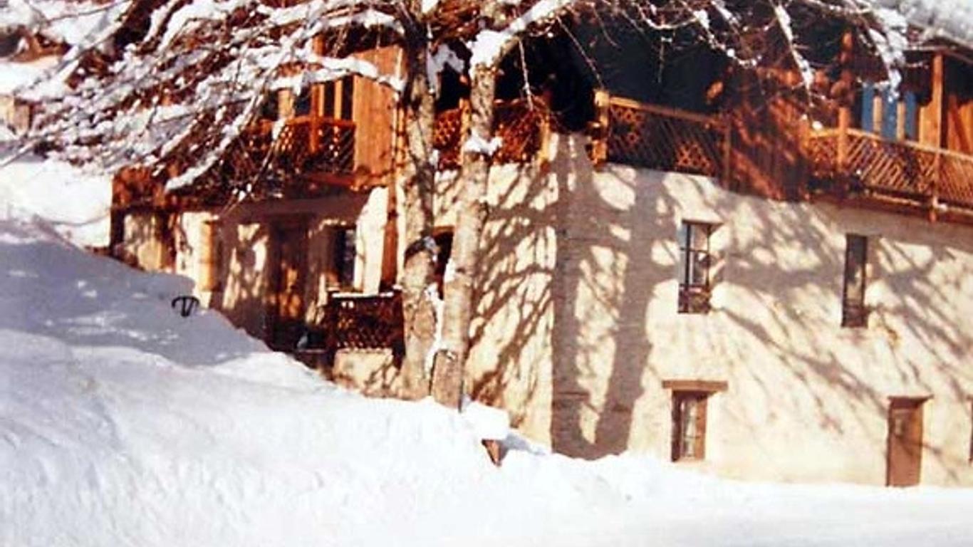 Sharples Guest House