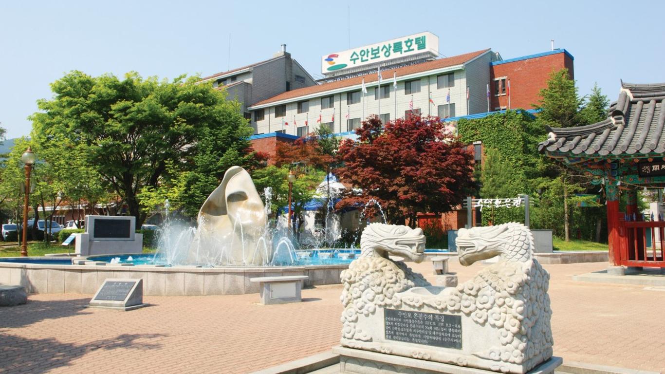 Suanbo Sangnok Hotel