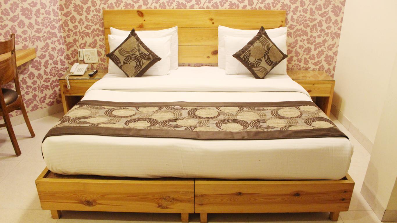 Hari's Court Inns & Hotels