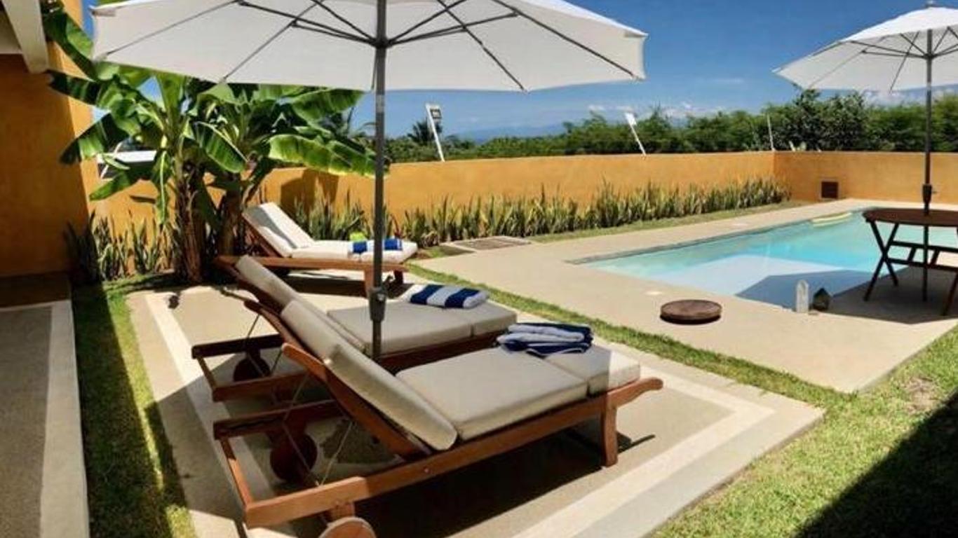 Bonobo Surf House