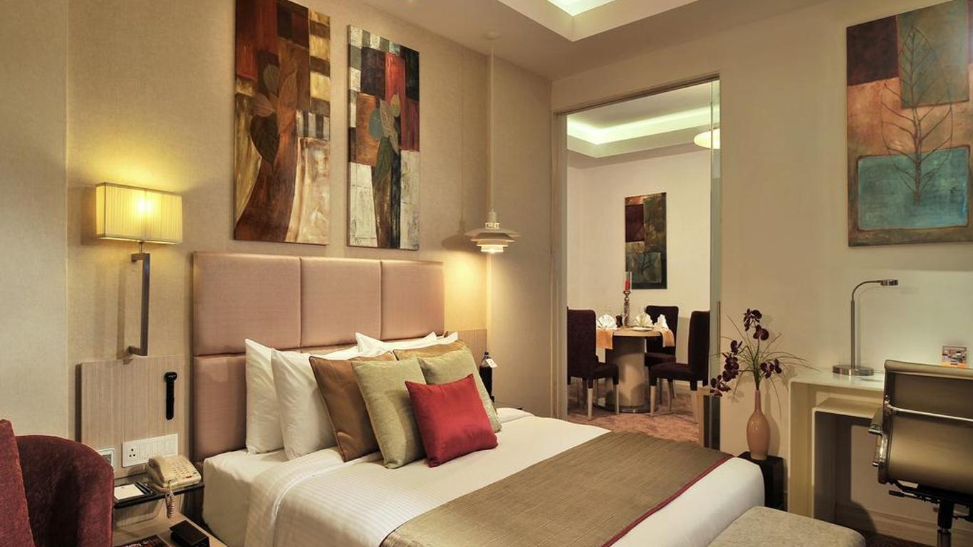 Millionaire Hotel & Resort
