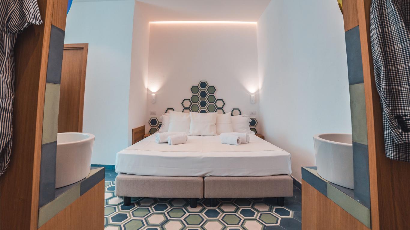 Médousa Bistrot & Suites