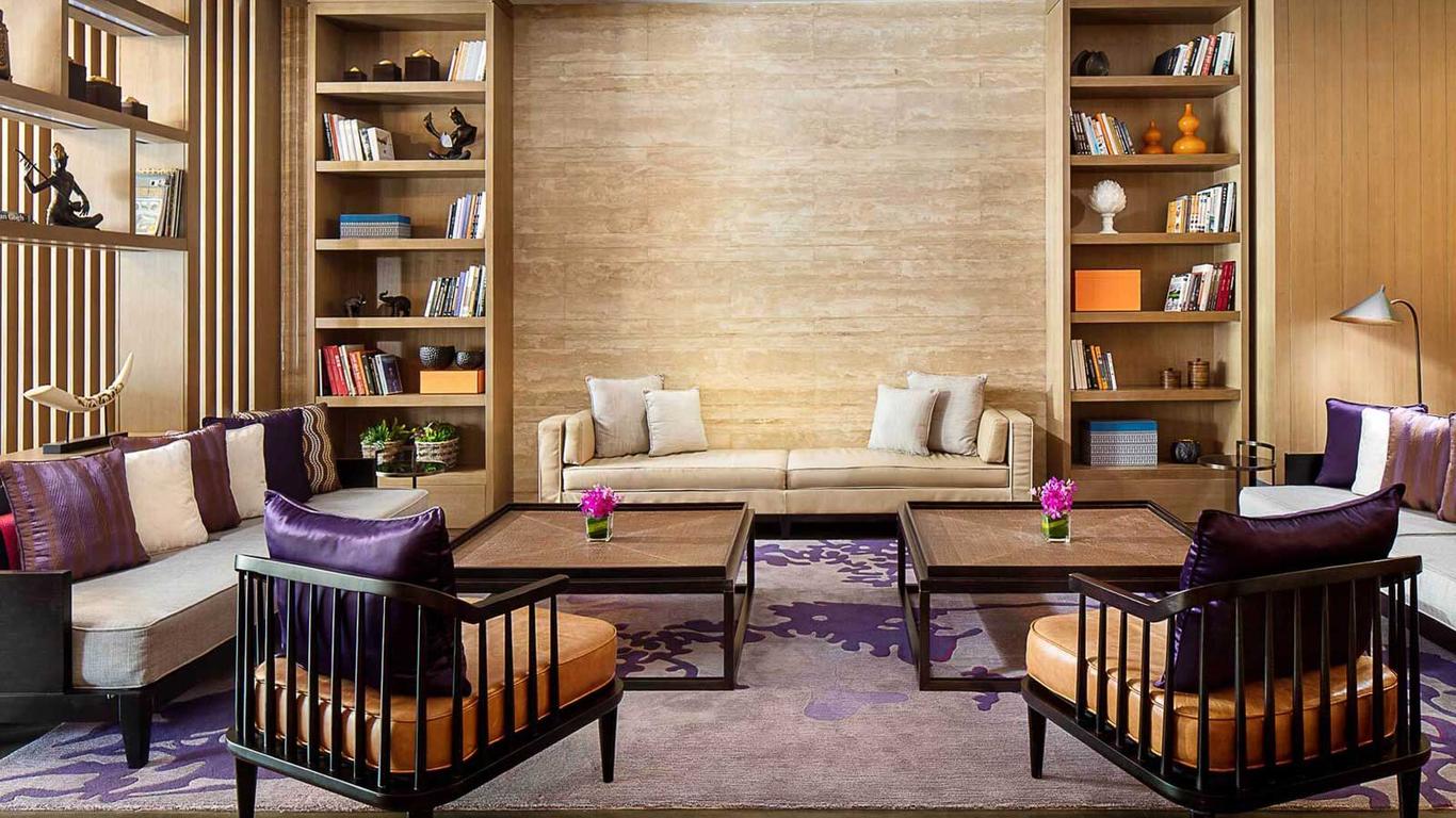 Yitian West Street Hotel (Yangshuo West Street Lijiang Branch)