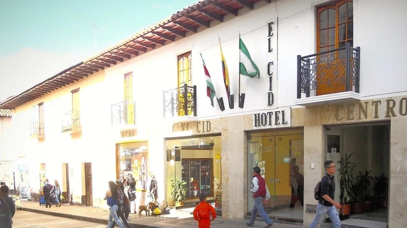 Hotel El Cid Plaza Premium