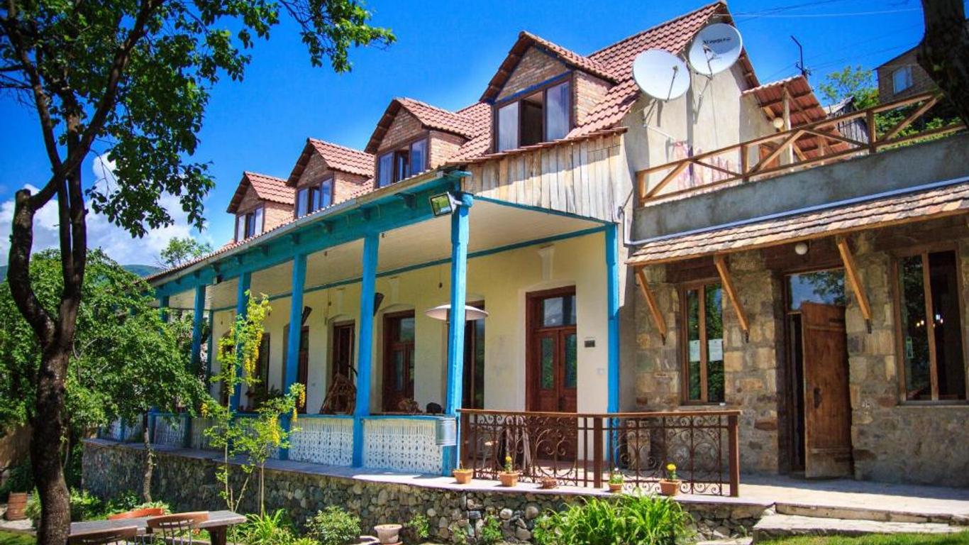 Toon Armeni Guest House