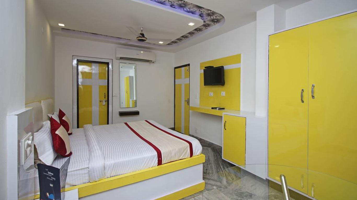 Hotel Ravi Palace