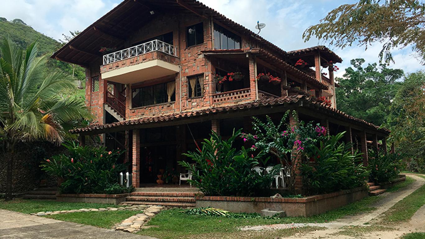 Hotel Campestre La Cascada