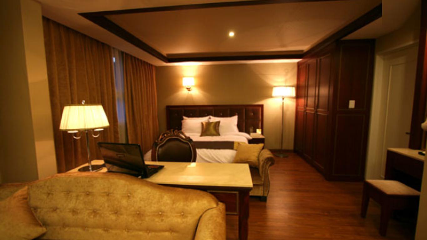 Ls Tourist Hotel