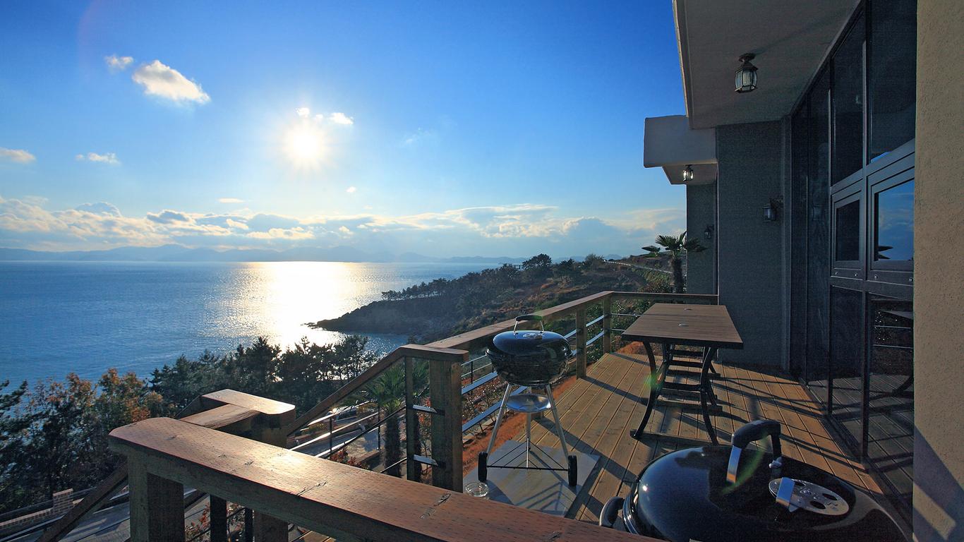 Namhae Evergreen A Pension