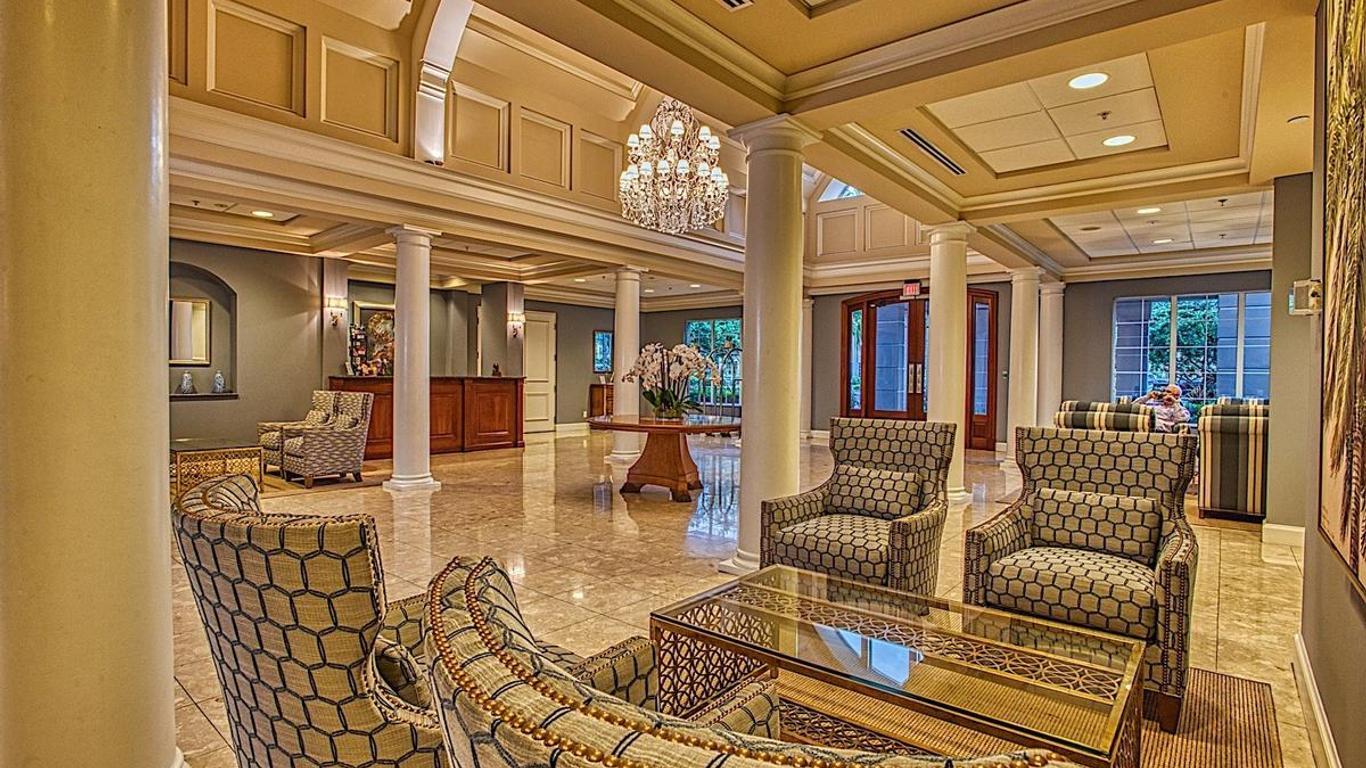 Trianon Bonita Bay Hotel