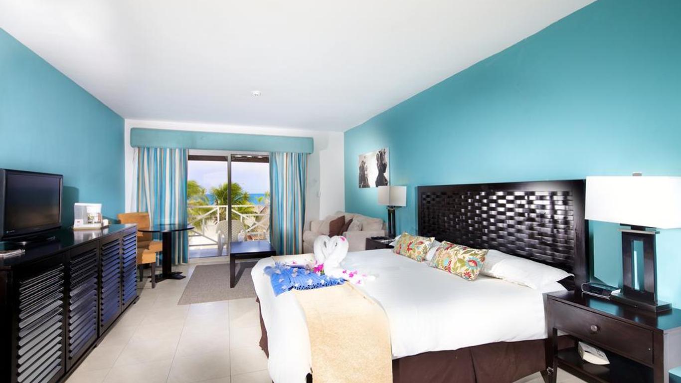 Playa Blanca Beach Resort