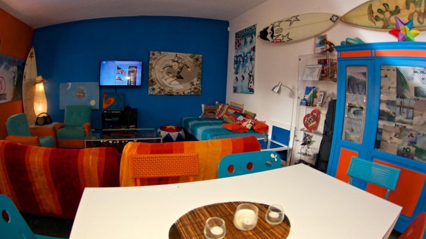 Oporto Surf Camp