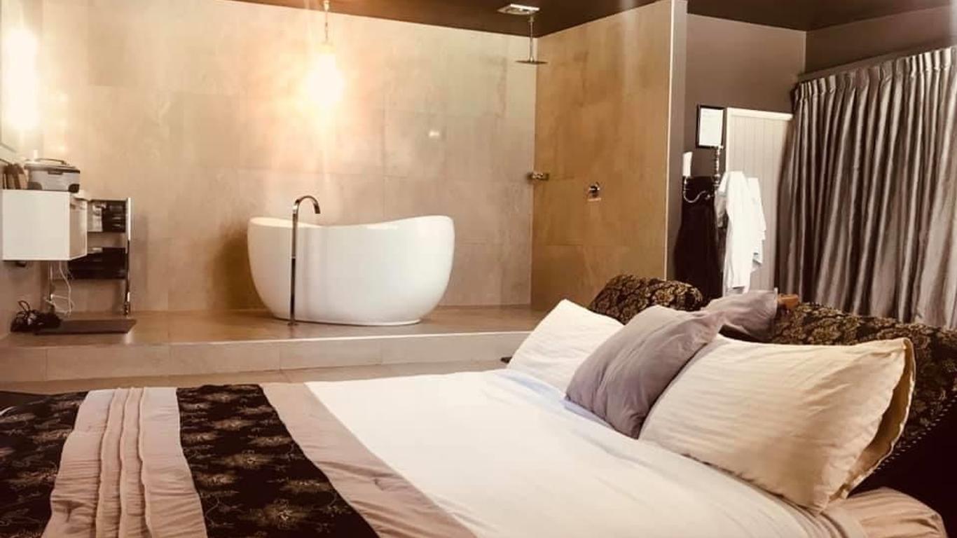 Mudstone Suites