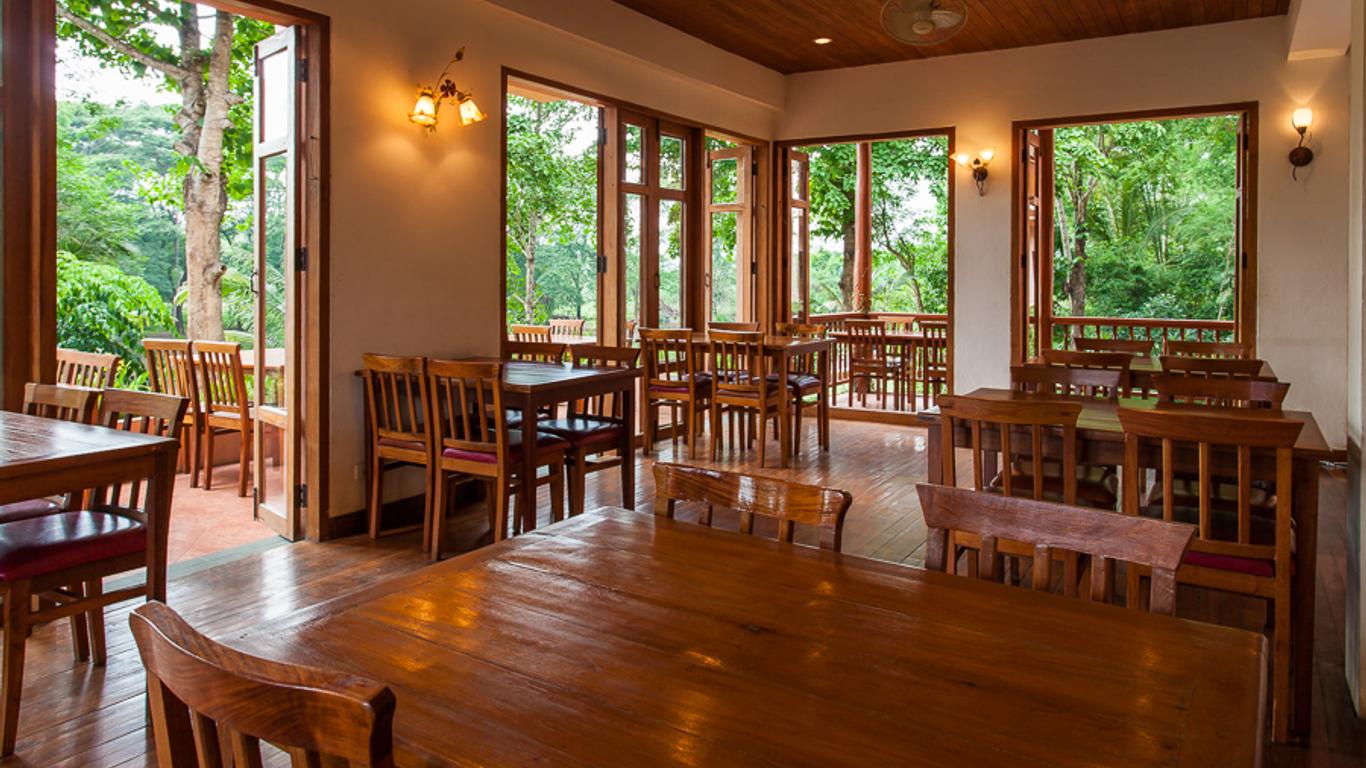 Riverhouse Resort